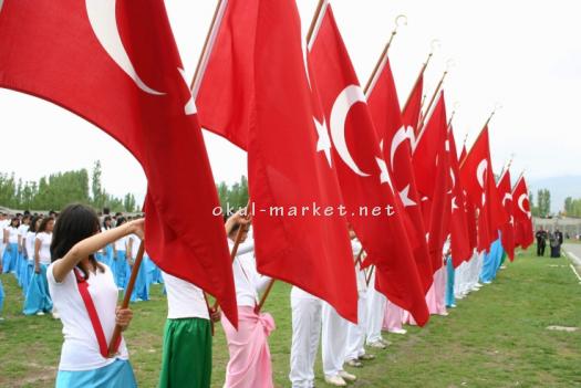 Bayraklar Ahşap Bayrak Direği Ahşap Bayrak Direği 