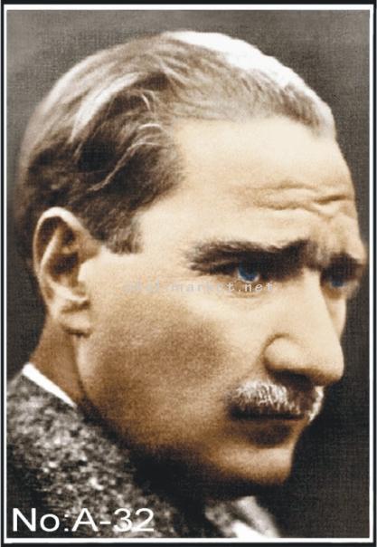 Atatürk Posteri Atatürk Posteri (300*450 cm) Atatürk Posteri (300*450 cm) 