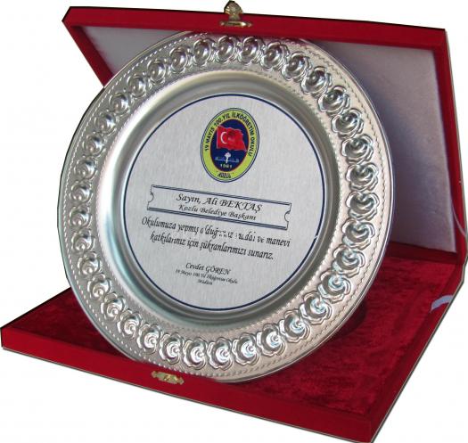 Plaket Gümüş Tabak Plaketler Gümüş Tabak Plaket 